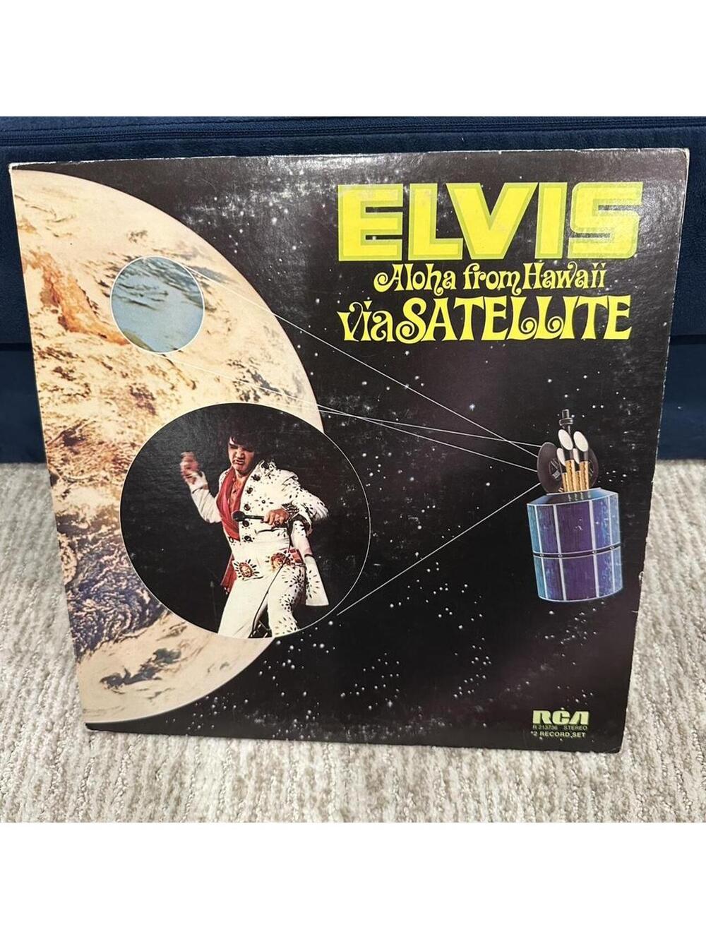 Multi and Black Cds-and-vinyl